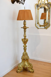Italian Baroque-Style Carved Giltwood Floor Lamp
