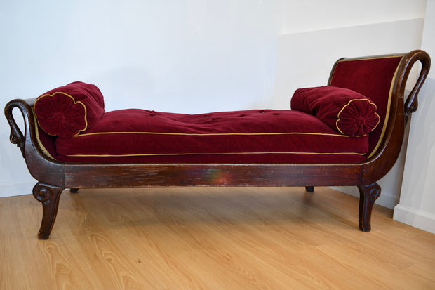 Antique French Mahogany Swan Decorated Chaise Longue