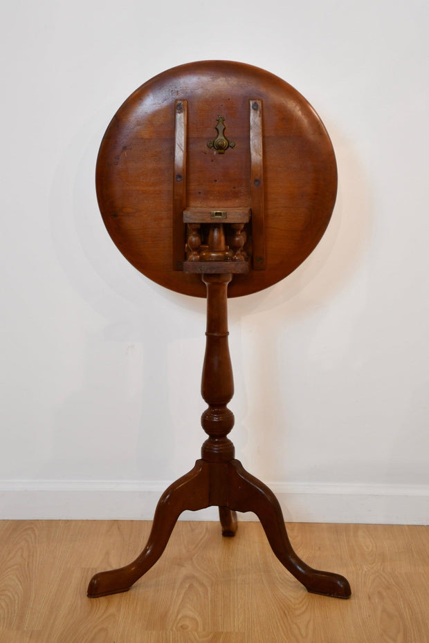 Cherry Queen Anne Tilt Top