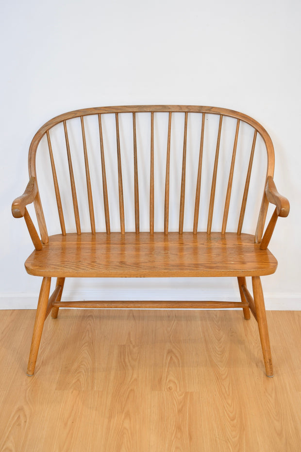 Windsor-Style Spindle Back Bench