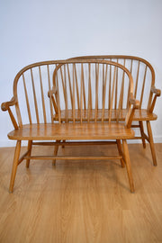 Windsor-Style Spindle Back Bench